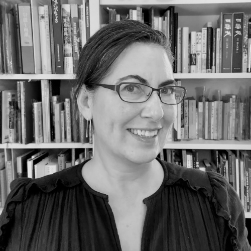 Alicia Volk's headshot